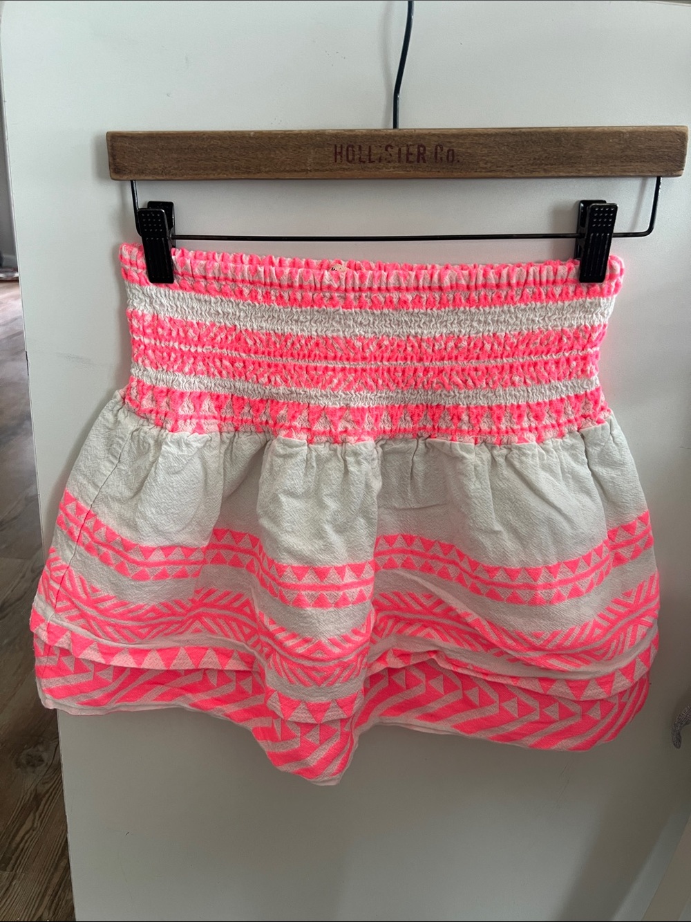 Francesca's Collections Neon Pink and White Smocked Mini Skirt